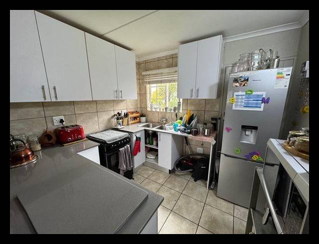 2 BEDROOM TOWNHOUSE FOR SALE IN GLEN MARAIS